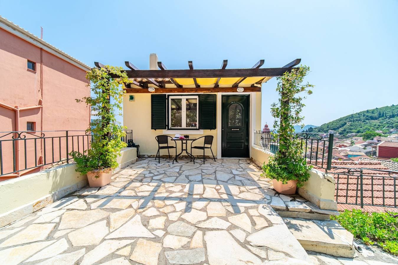 Pavlos Sofia Studio 1