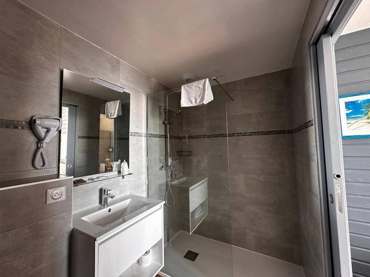 Foto 11 von 14: Double or Twin Room with Sea View