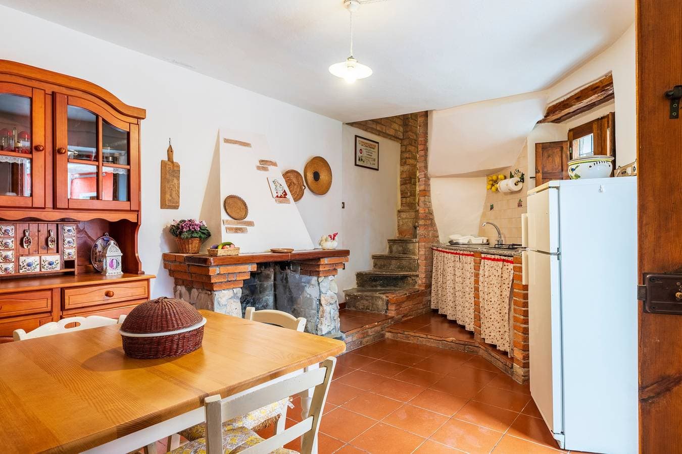 Foto 2 von 22: Ferienhaus 'Il Borgo - Casa Ottocentesca' mit Bergblick, privater Terrasse und Wi-Fi