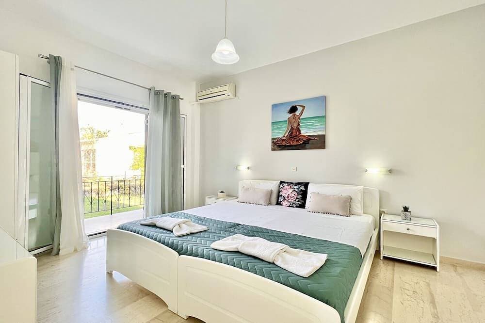 Foto 3 von 30: Villa Dafni with private pool