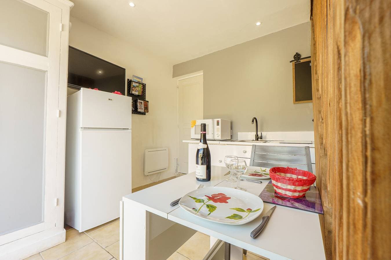 Foto 3 von 22: Gîte 'Gîte avec spa privatif et piscine'