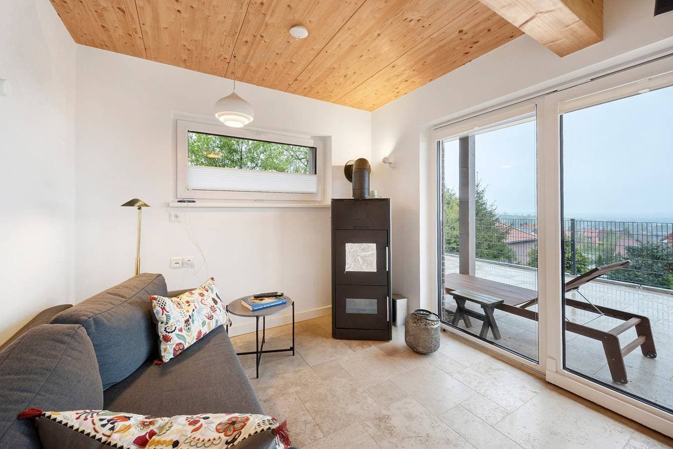 Foto 3 von 35: Ferienhaus 'Mit Panoramablick' mit Bergblick, Gemeinschaftsterrasse und Wi-Fi