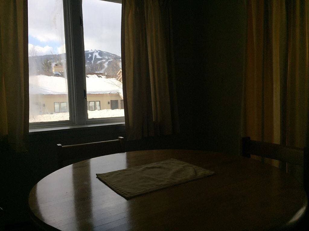 Foto 11 von 11: Neu dekoriert! Tolle Lage am Mount Snow, kostenloser Shuttle, Pool/Whirlpool