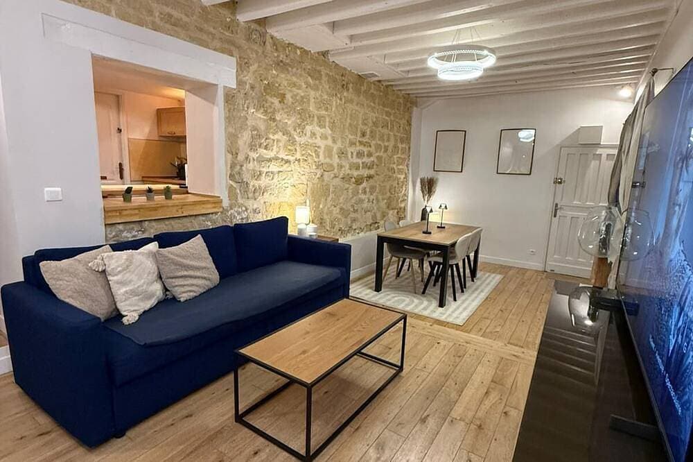 Foto 8 von 11: Stunning Duplex In The Heart Of The City Center With Underground Parking Included, 10 Minutes From Paris