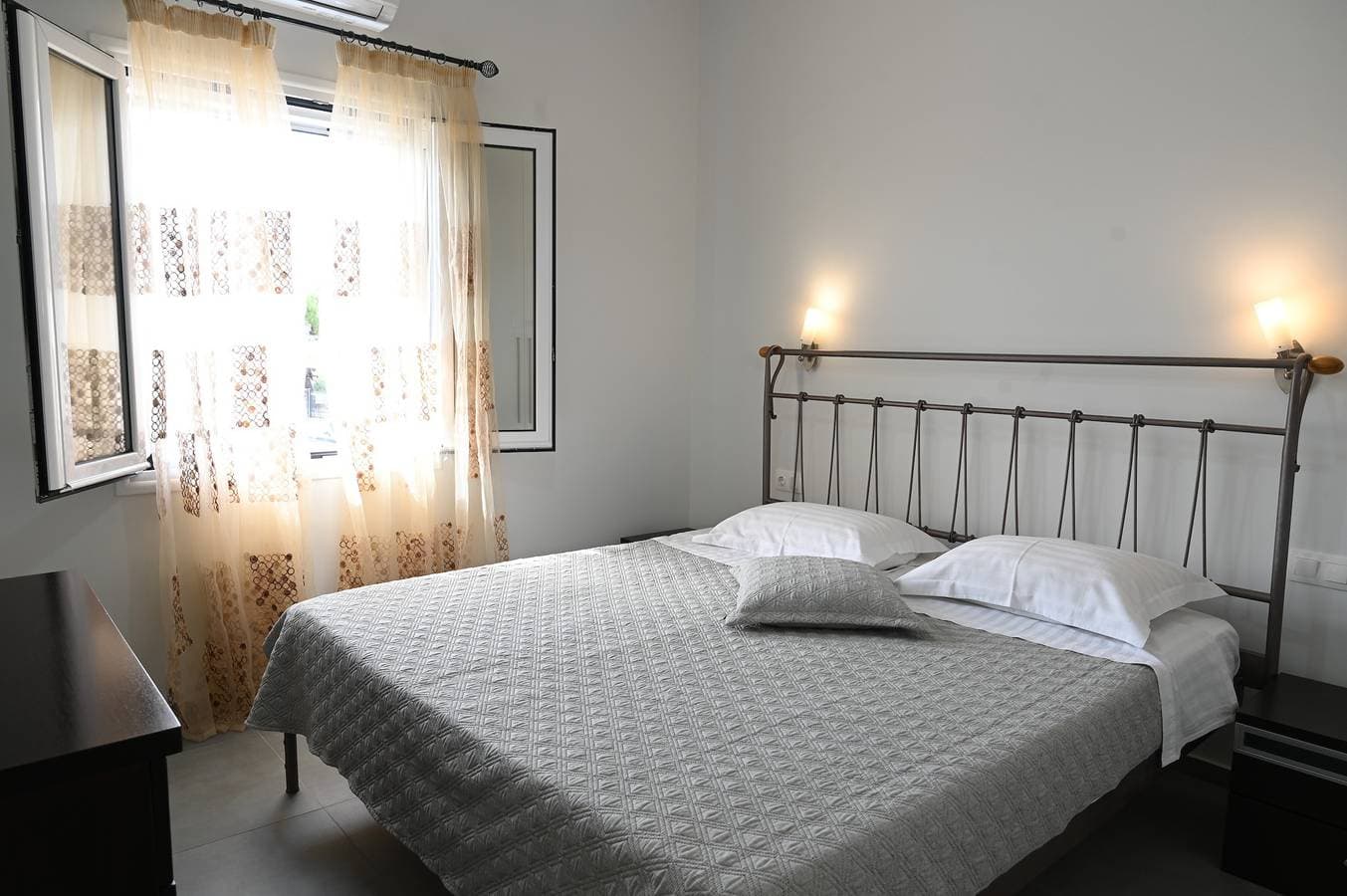 Avra Port House 1