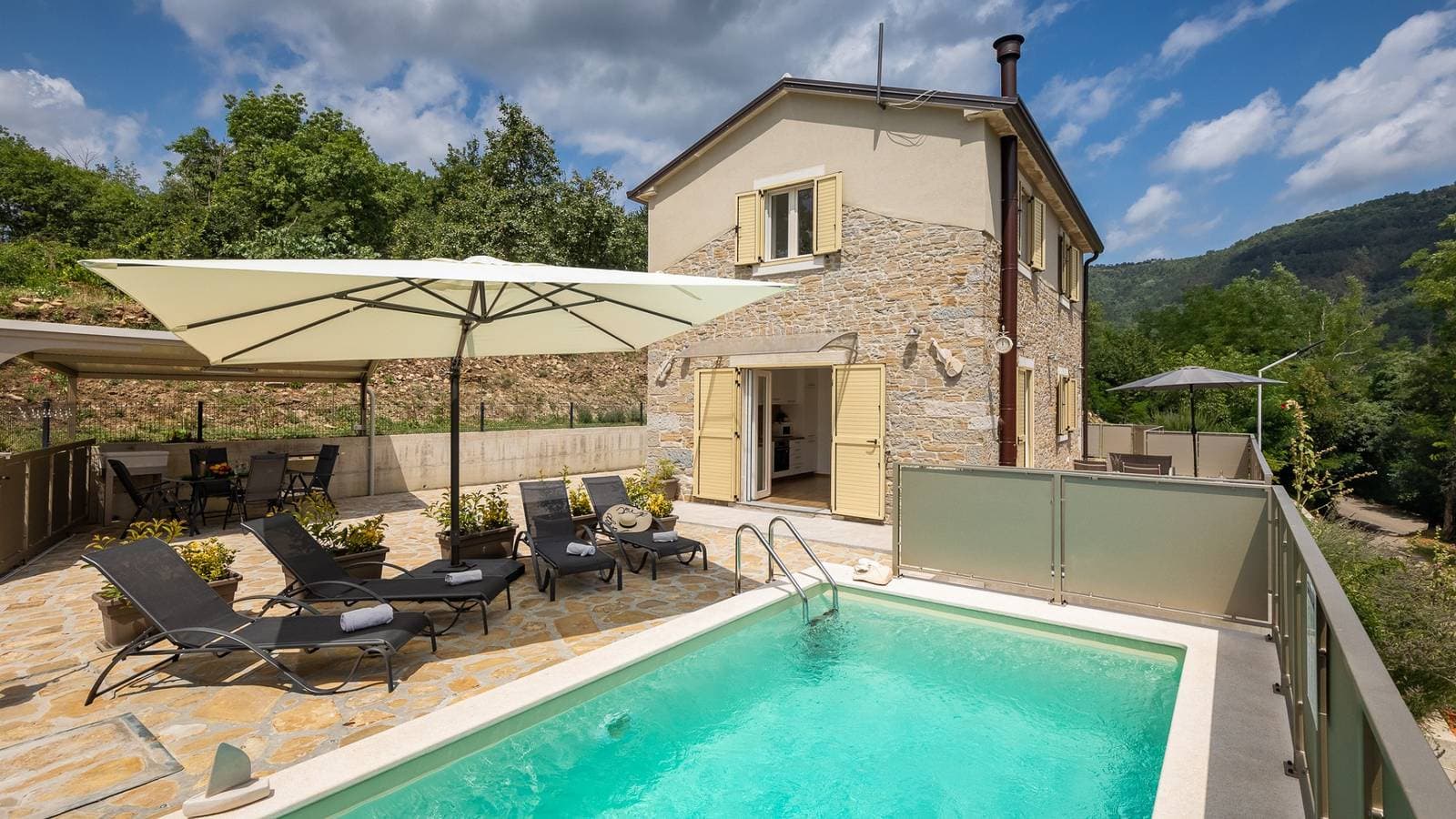 Villa Casa Mavretici by Villas Guide 1