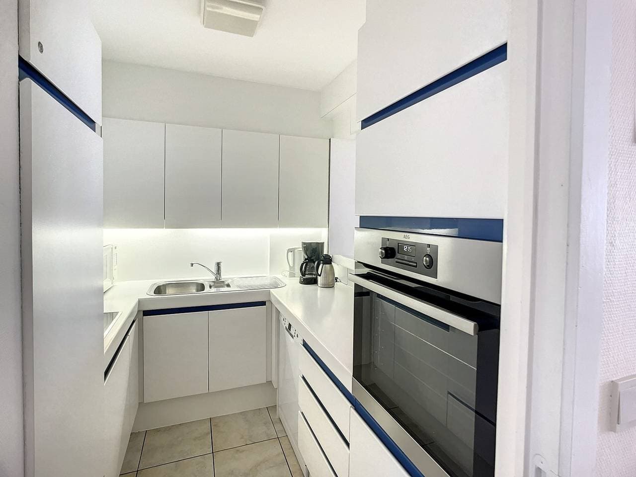Foto 4 von 13: Wohnung nahe Albert Strand mit Terrasse