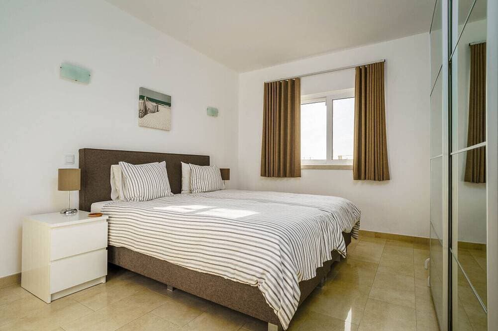 Foto 9 von 30: Casa Rosa - Heated Pool & Sea Views