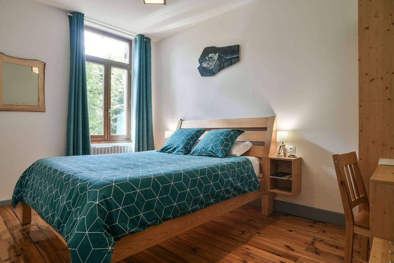 Foto 4 von 24: Gästezimmer „La Chartreuse“ mit gemeinsamem Garten und WLAN