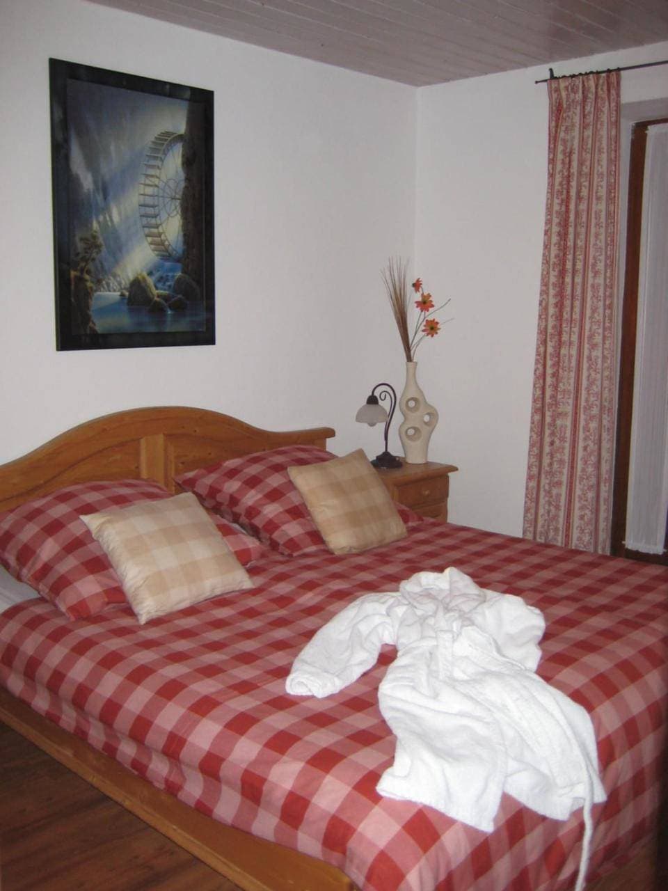 Foto 5 von 5: Double Room with Balcony