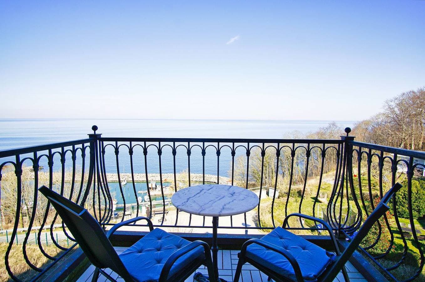 Foto 12 von 27: Ferienwohnung mit traumhaftem Meerblick - Haus am Meer FeWo 10