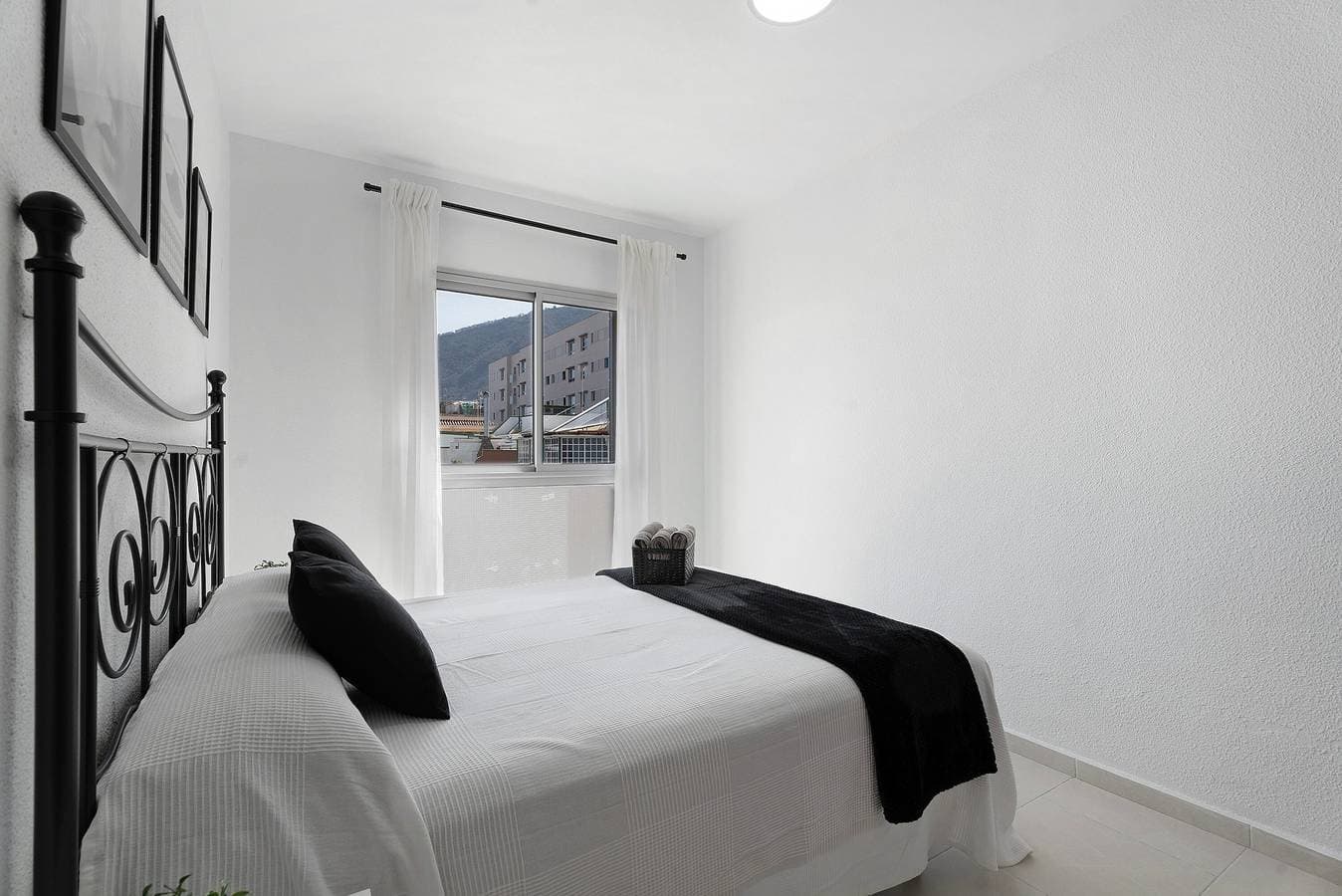 Foto 12 von 25: Ferienwohnung 'Apartamento Opuntia' mit Bergblick, Balkon und WLAN