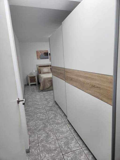 Foto 4 von 17: One-Bedroom Apartment