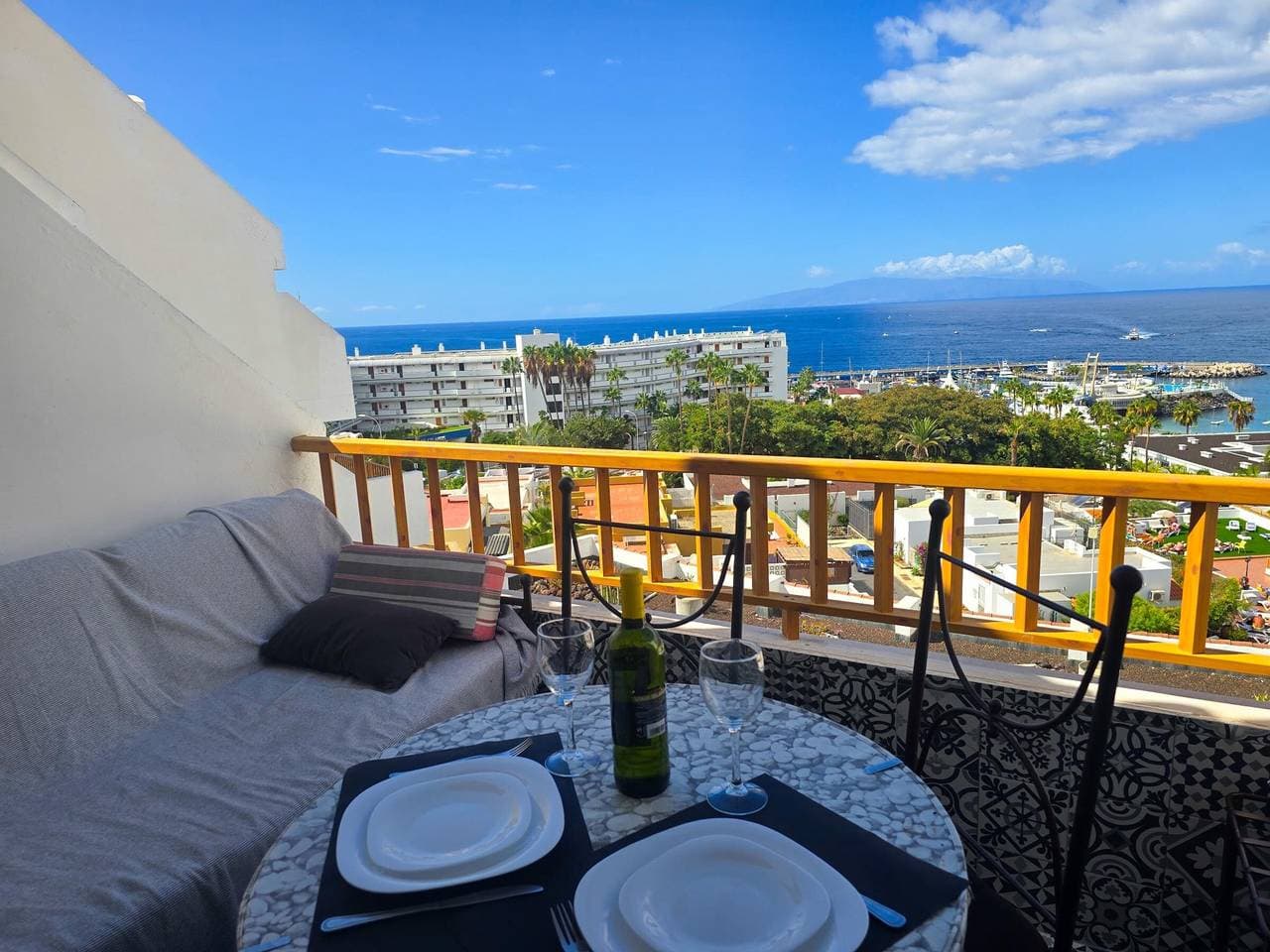 Foto 5 von 25: Moderne Wohnung mit Pool in San Eugenio, Teneriffa