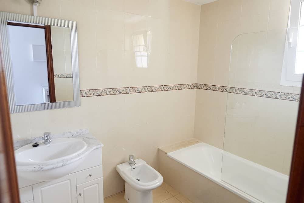 Foto 9 von 30: Meerblick !!! Moderne Wohnung in Strandnähe mit einem schönen großen Pool!