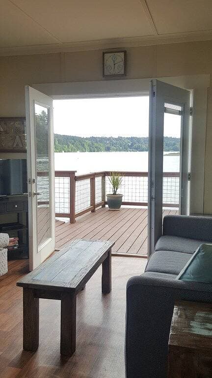 Foto 6 von 49: Strand Charming Cabin in Quartier Harbor Eingebettet