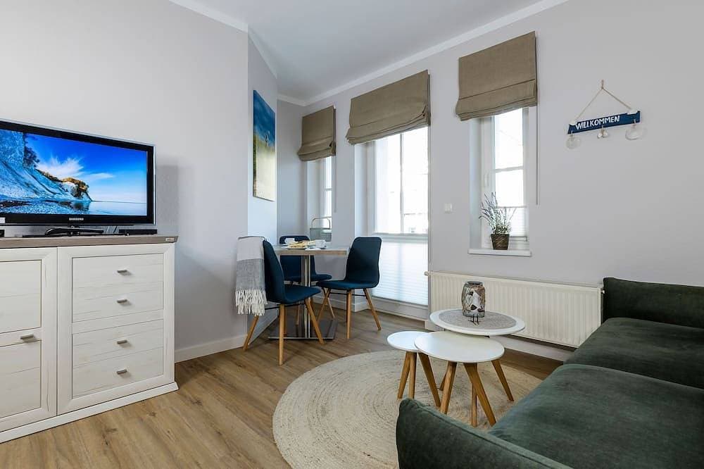 Foto 8 von 30: Haus Seeblick Whg 07 mit Balkon - Csp: Haus Seeblick mit 9 Wohnungen