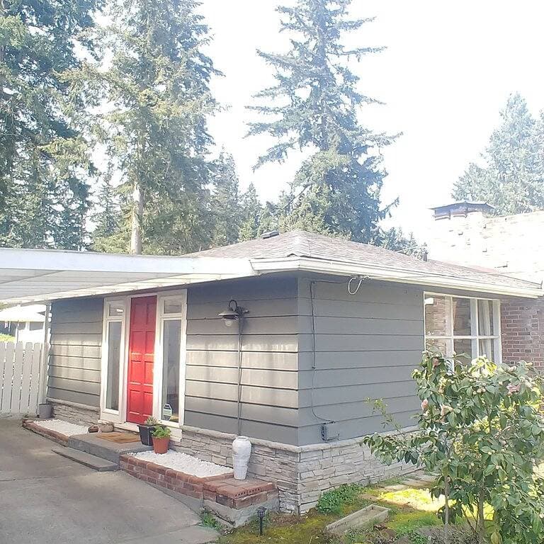 Foto 2 von 9: Cool Mid-Century Bungalow!
