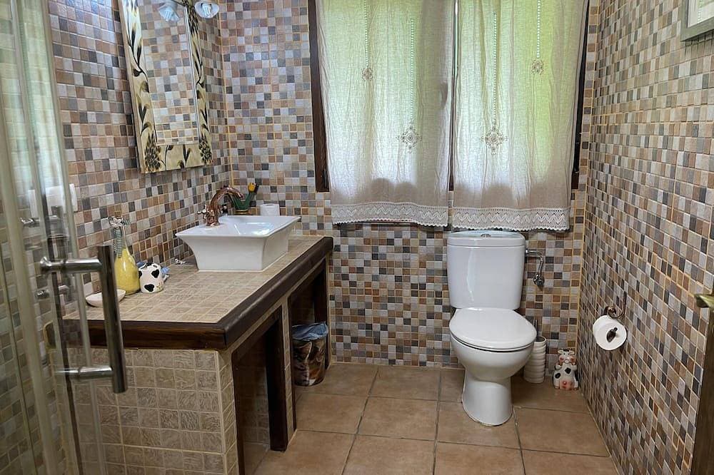 Foto 4 von 29: Casa Trasgu Para 8 Personas en Tornín, Cangas de Onís