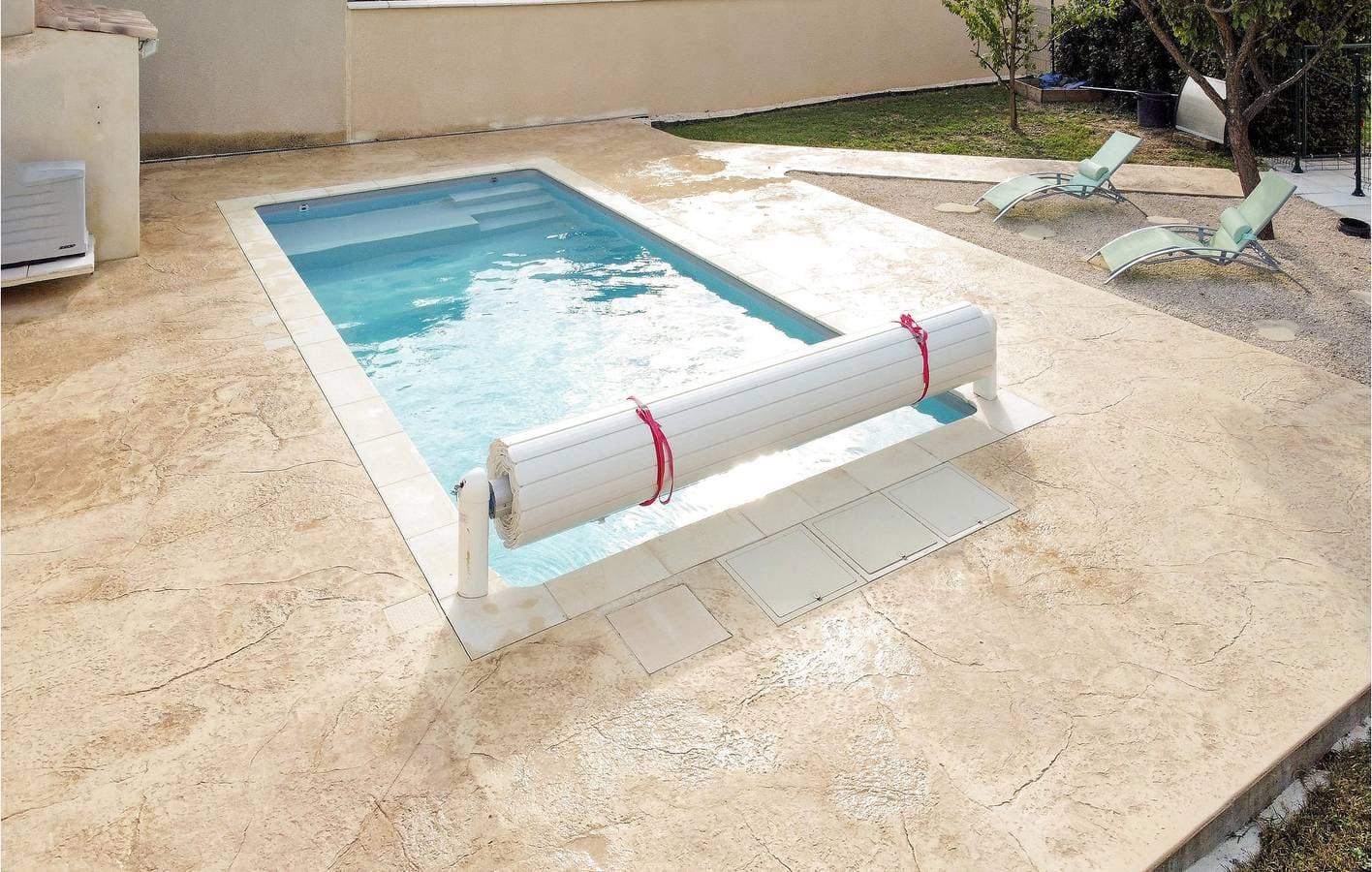 Foto 9 von 25: 119 sqft Ferienwohnung mit Parkplatz, Pool & Wifi
