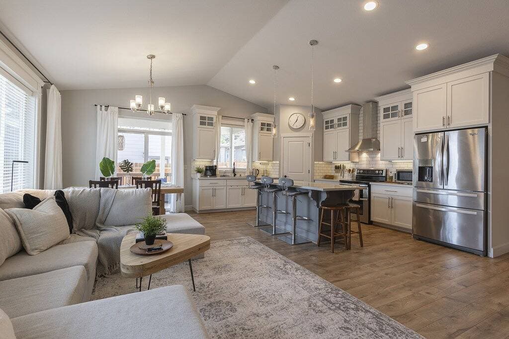 Foto 6 von 61: Cozy new built home 10 minutes away from Portland
