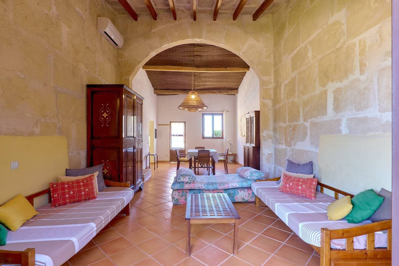 Foto 10 von 24: Ferienhaus „El Taller“ in Possessió Sa Barrala mit direktem Zugang zum Strand Es Trenc