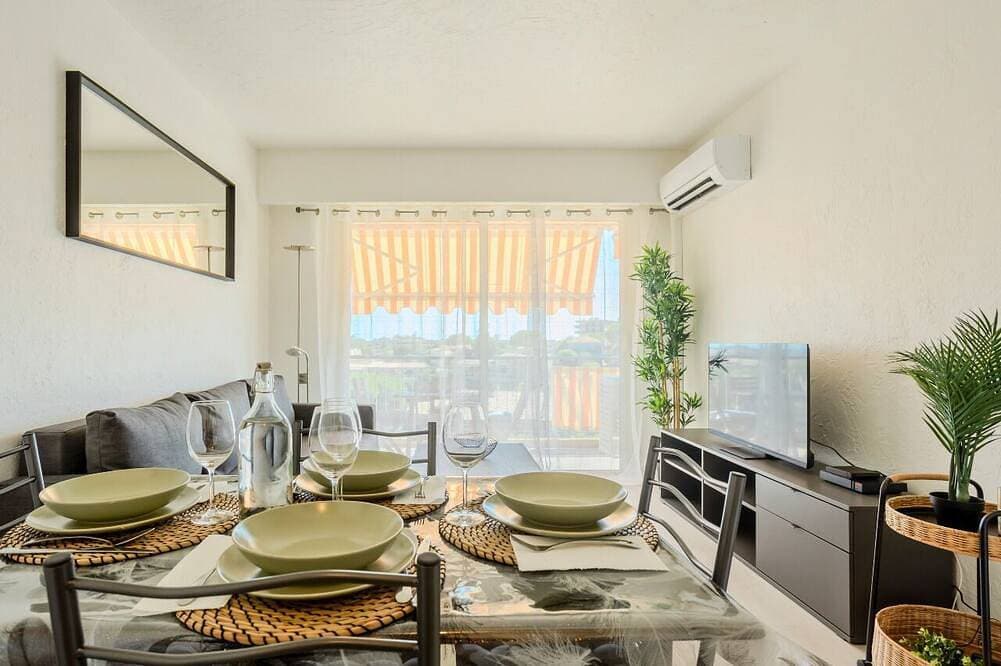 Foto 13 von 25: Cosy apartment in Vence with swimming pool & parking