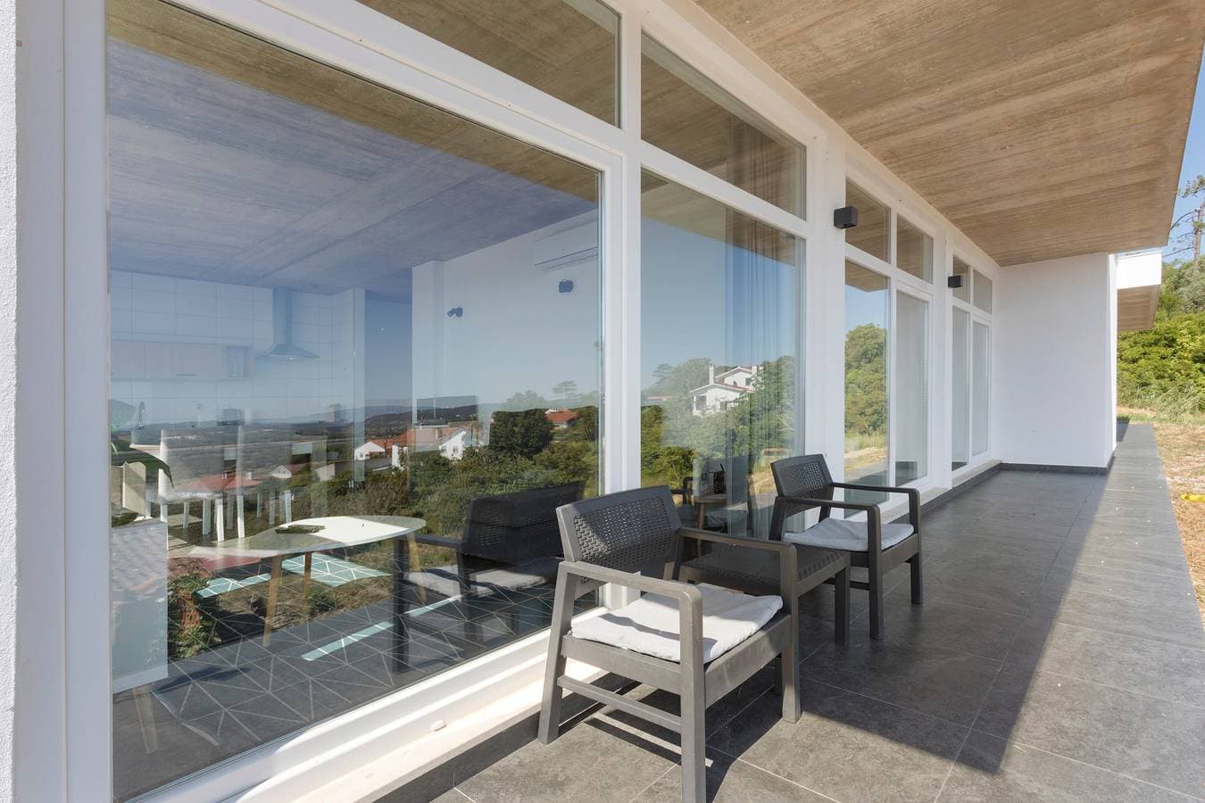 Foto 4 von 31: Apartment „Colina Do Sol 1“ mit Bergblick, WLAN und Klimaanlage