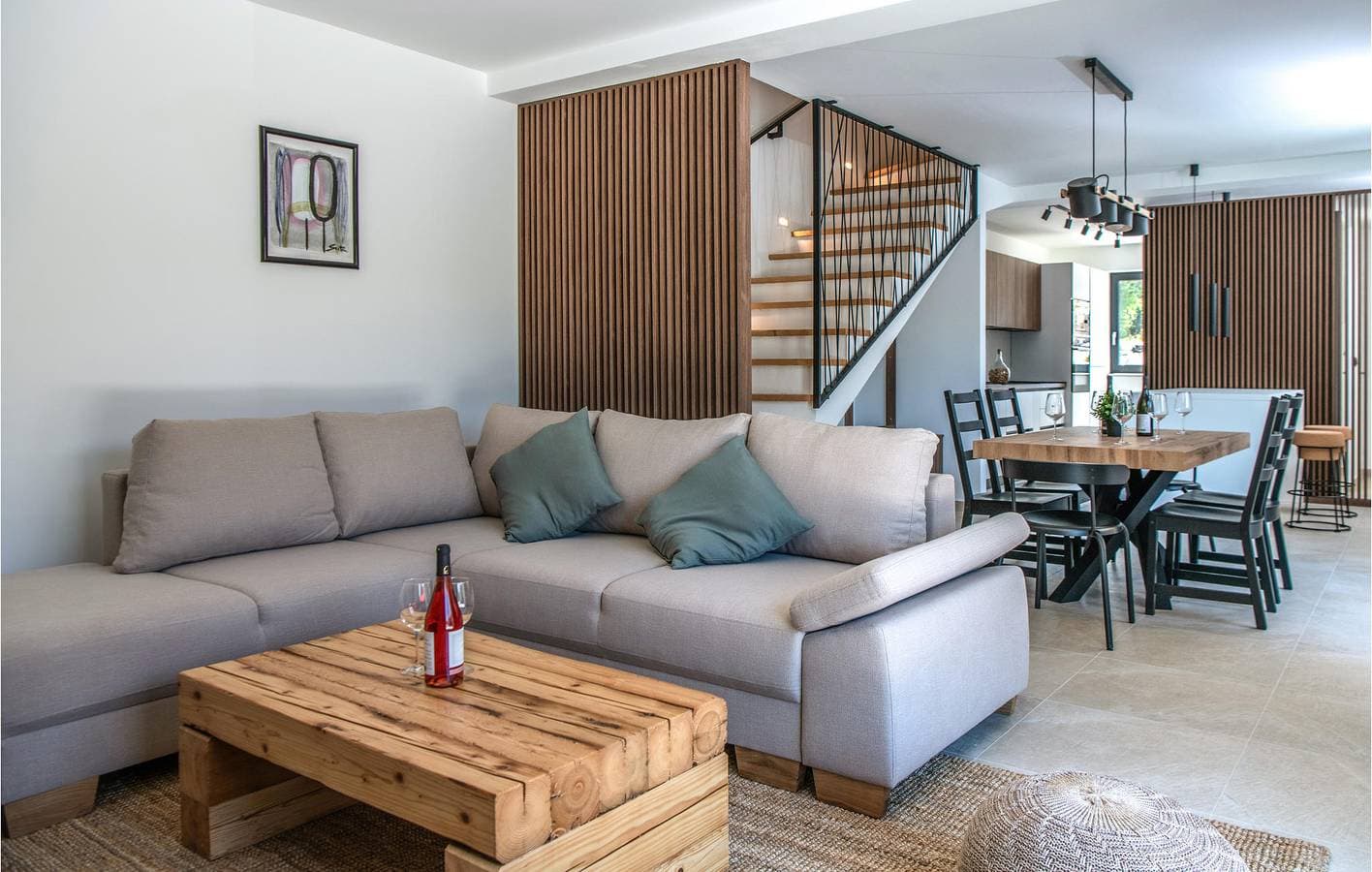 Foto 5 von 40: Gemütliche 230 m² große Wohnung mit WLAN, Klimaanlage, Terrasse und Parkplatz