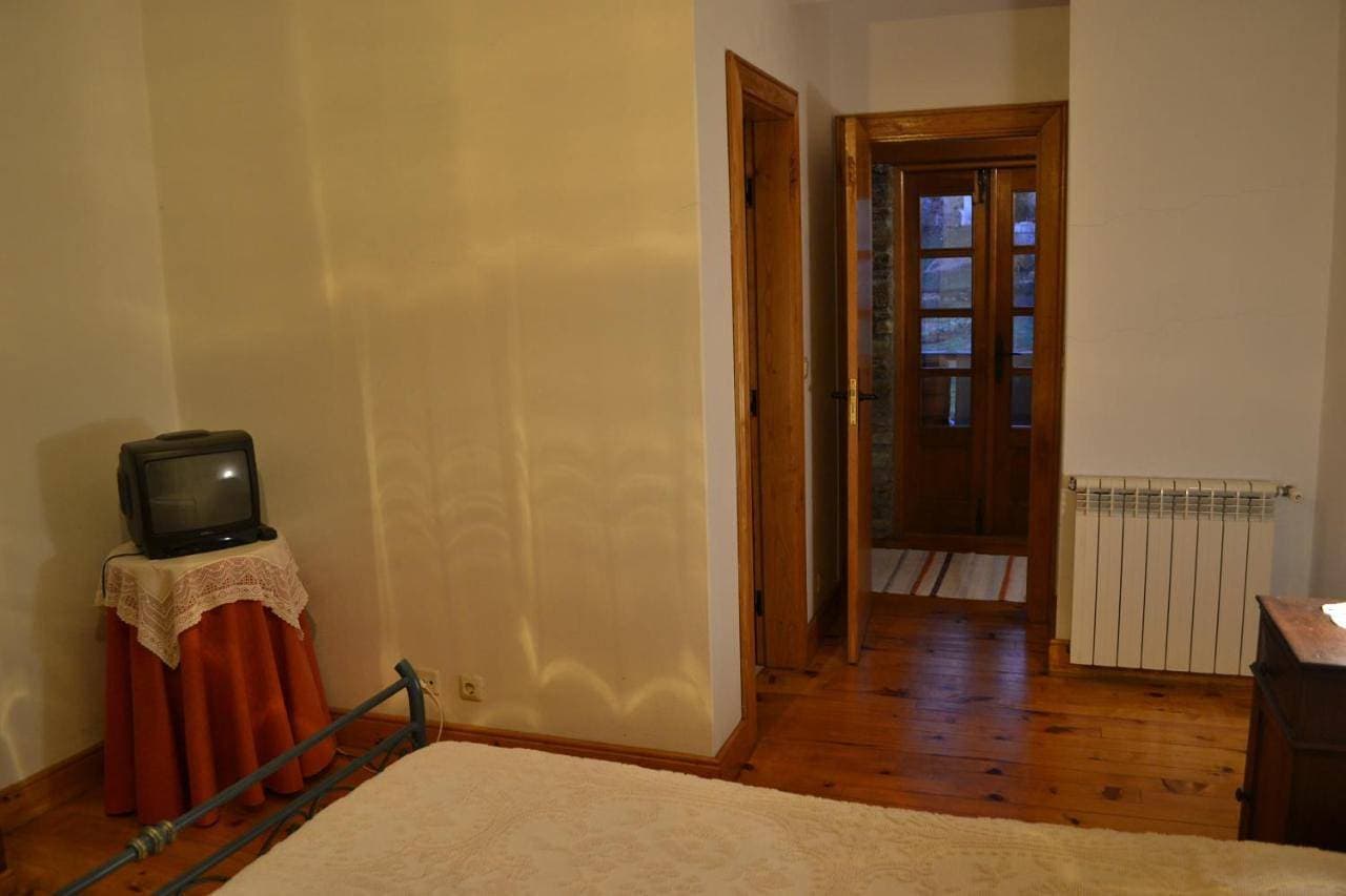 Foto 11 von 14: Double Room with Private Bathroom