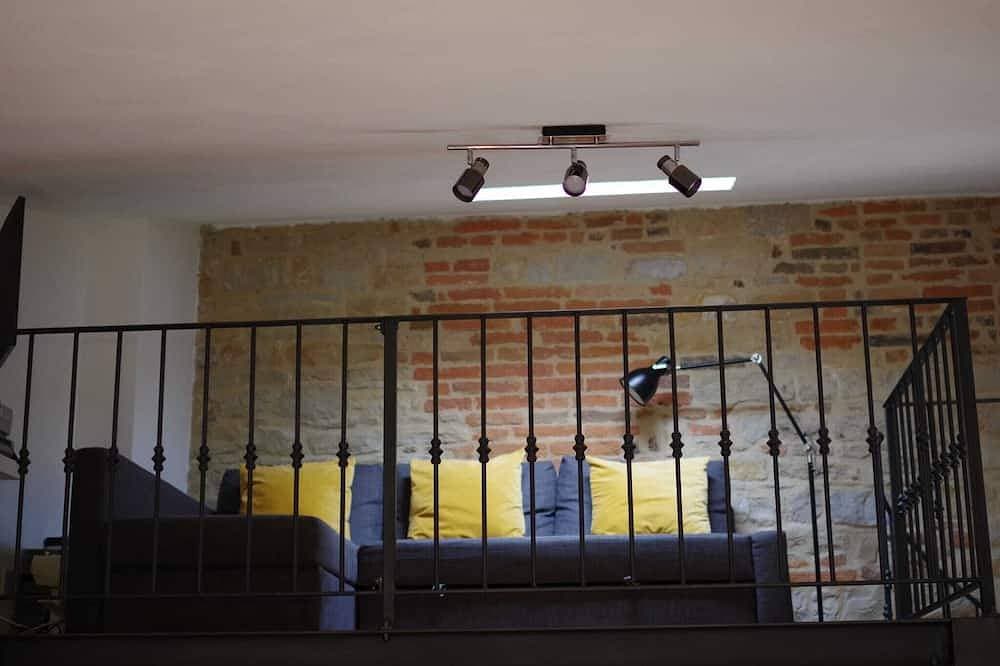 Foto 8 von 27: Beautifully renovated, modern, 1 bedroom apartment with swimming pool