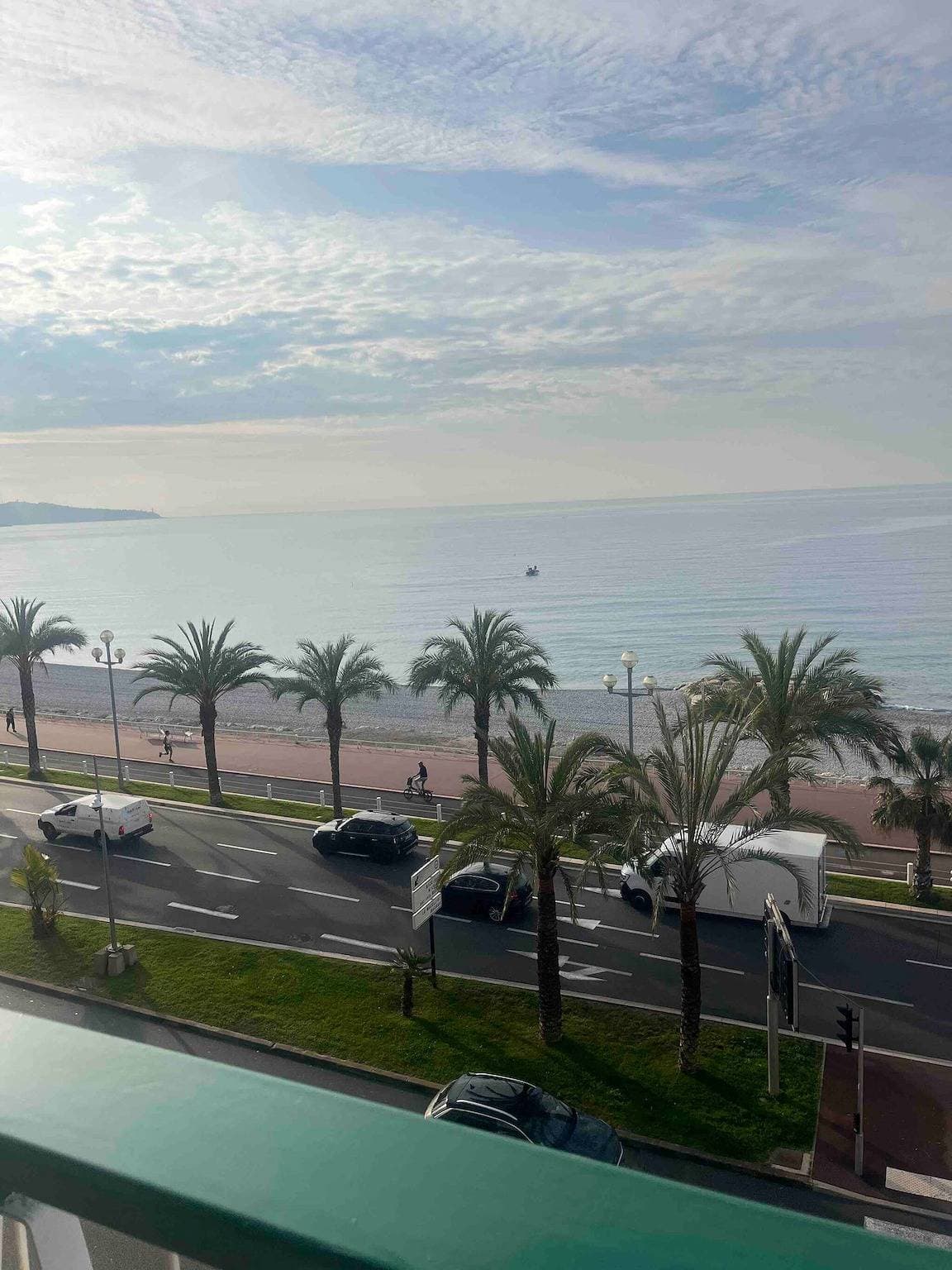 Charmantes Studio-Apartment mit Meerblick in Nizza, Frankreich 1