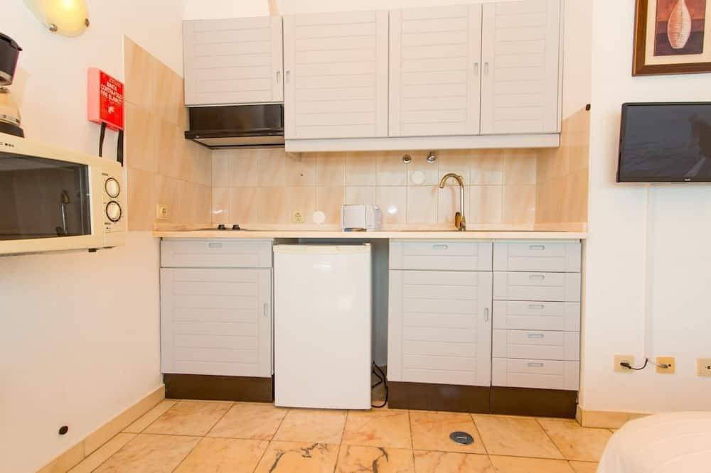 Foto 8 von 30: Studio Apartment with Sea View