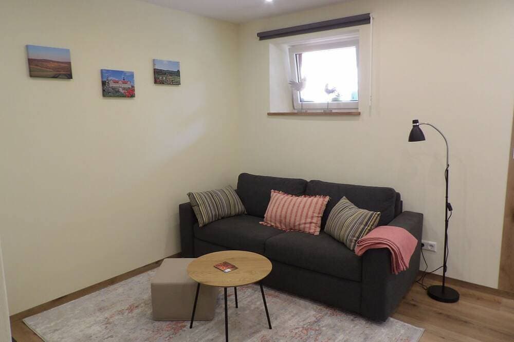 Neu renoviertes Appartement (40qm) ideal für Familien für bis zu 4 Personen 1