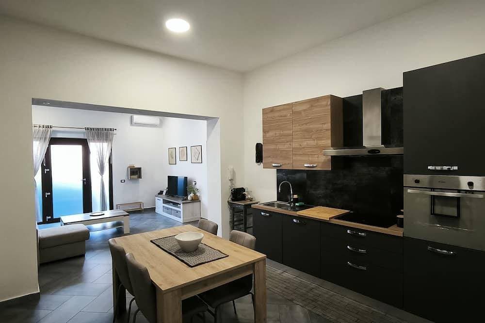 Bidda Mores Apartments- The Hunter 1