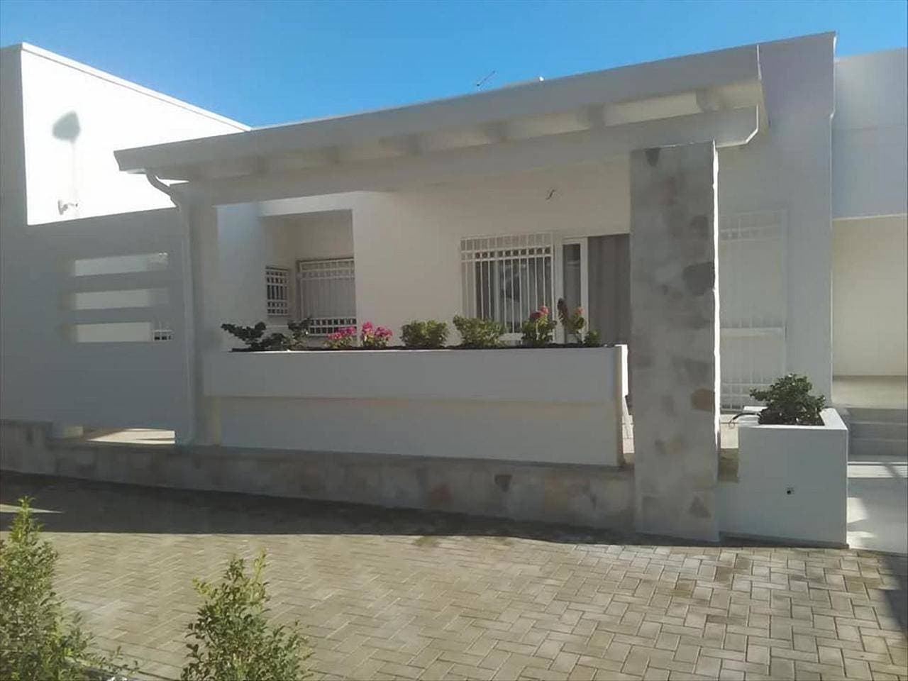 Foto 3 von 28: Villa