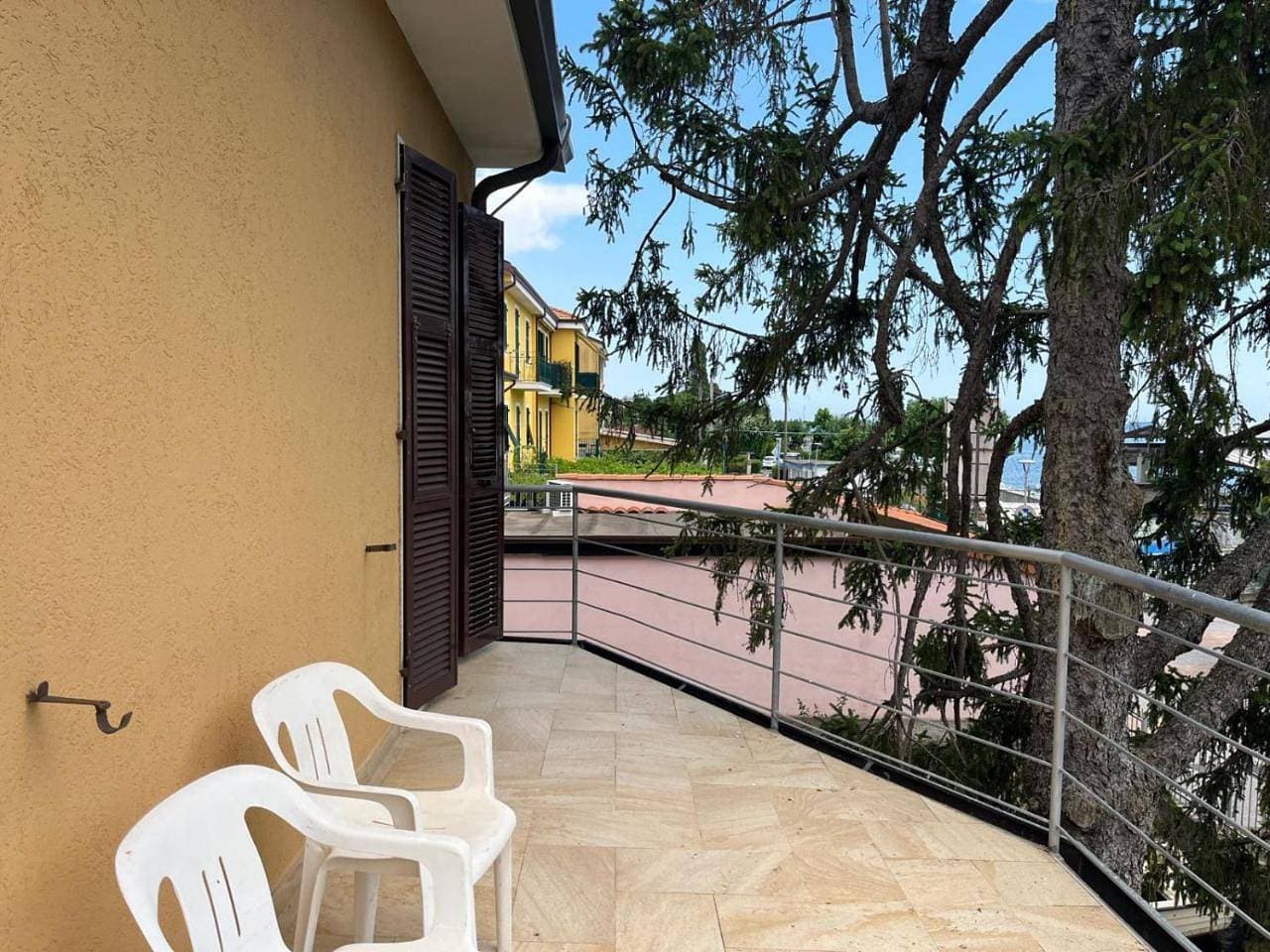 Foto 11 von 33: Two-Bedroom Apartment with Terrace and Sea View