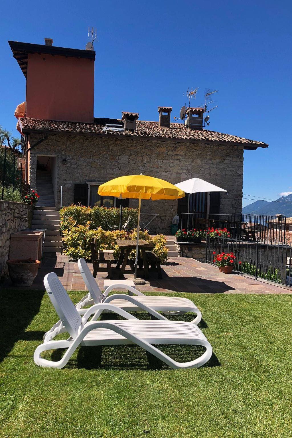 Gemütliche Ferienwohnung in der Nähe von Brenzone sul Garda – Wandern, Radfahren, Blick auf den Fluss 1