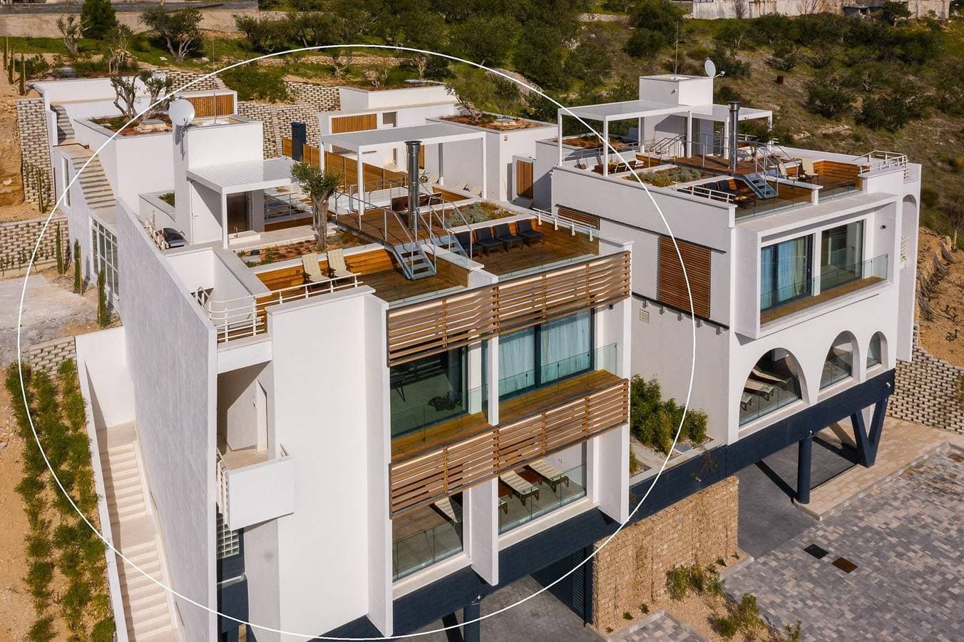 Foto 5 von 49: Hochwertig gestaltete Villa Maestral mit beheiztem Pool, Whirlpool, Wellness, Fitnessraum, Sauna, 3 Schlafzimmern und offenem Meerblick