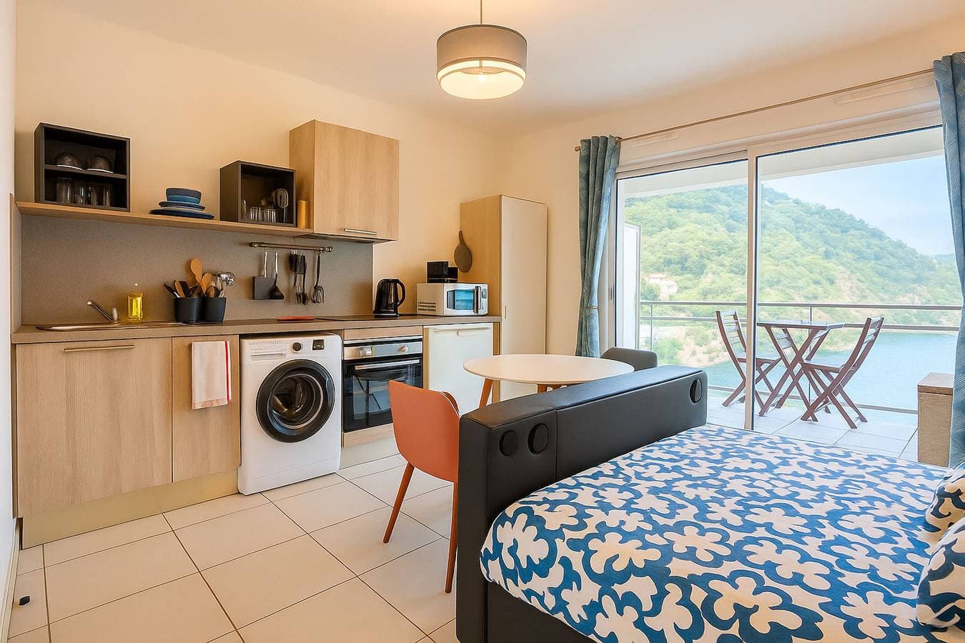 Foto 6 von 8: Studio cosy et moderne à 5 min de Monaco