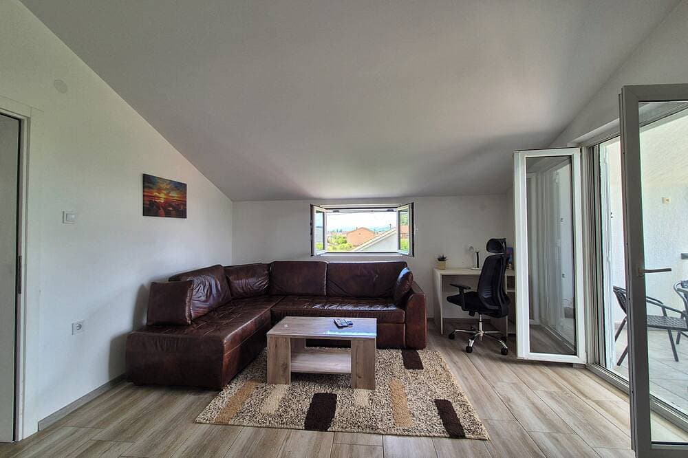 Foto 9 von 20: Peaceful 2Br Apartment, with Ultra-Fast WiFi & Free parking