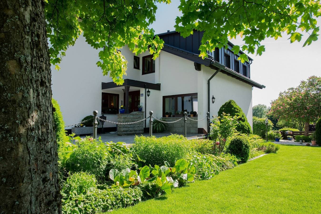 Foto 4 von 24: Prinzregent Luitpold Hotel garni - Komfort-Doppelzimmer mit Balkon