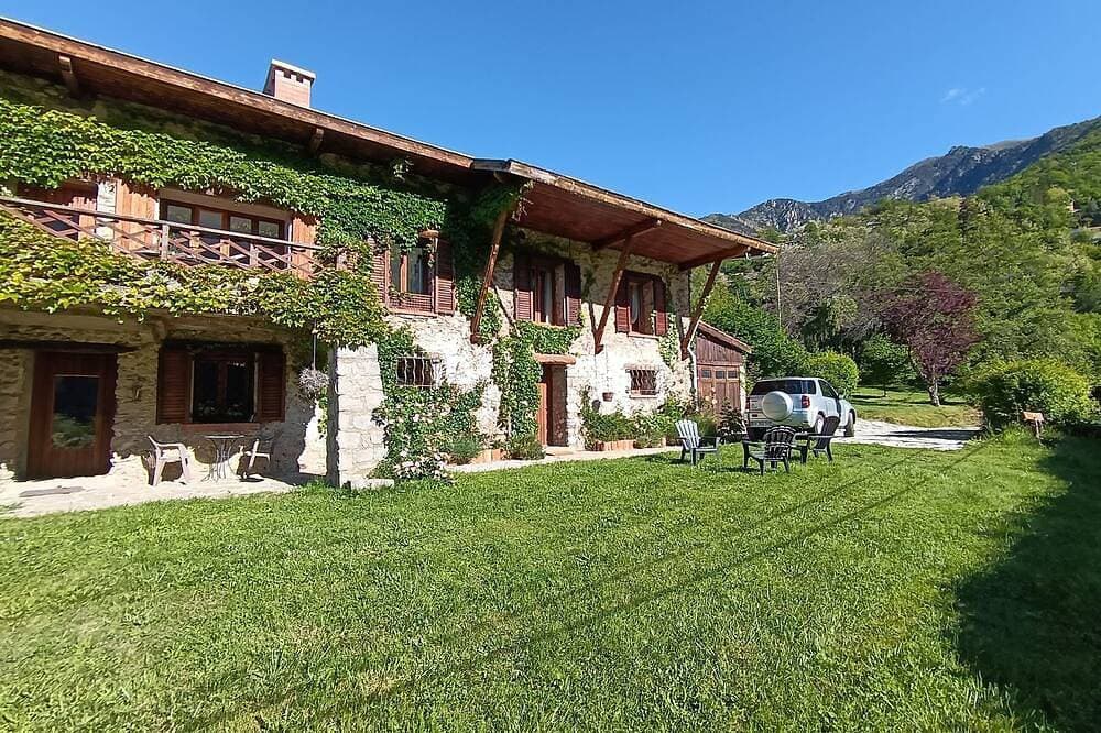 Foto 7 von 14: Gites de la Brasca Maison 60m2, Avec vue Imprenable du Massif du Mercantour