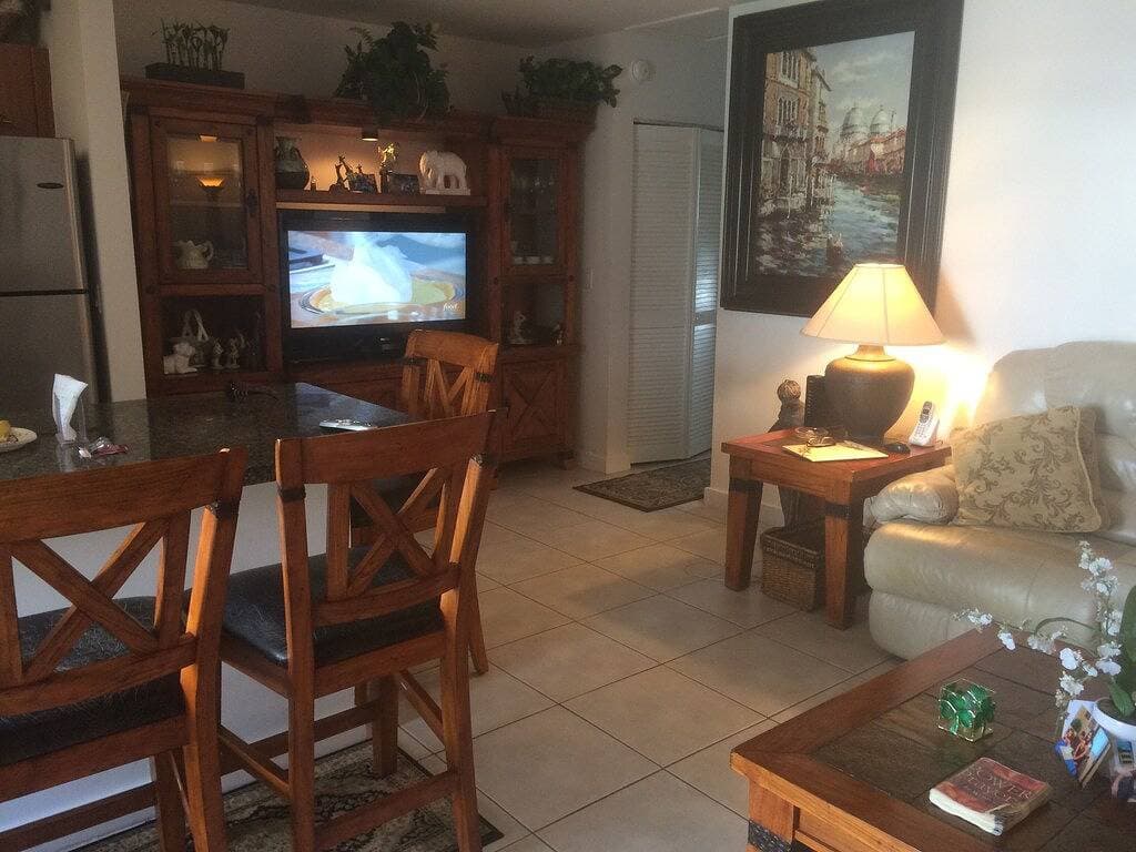 Foto 13 von 24: Luxury 1Br / 1bth Condo - 1/2 Block zum Strand