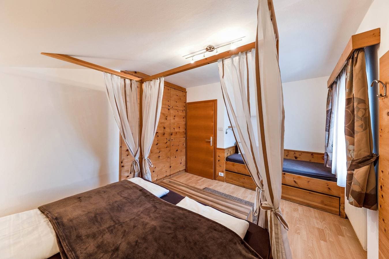 Foto 10 von 27: Ferienwohnung "Florerhof Lavendel" mit Bergblick, Sauna, WLAN & Garten