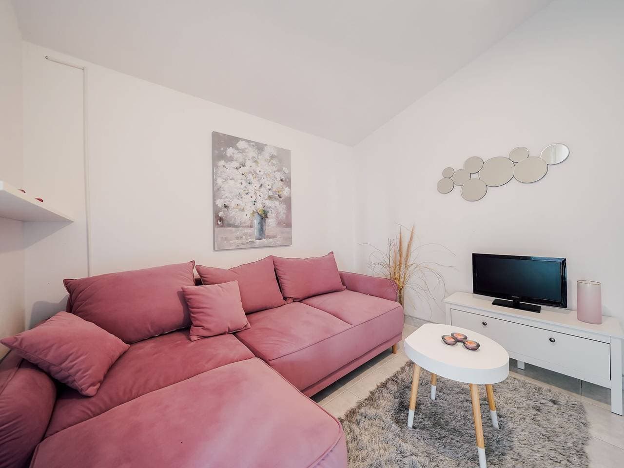 Foto 10 von 40: Entzückende Wohnung mit Swimmingpool und Terrasse