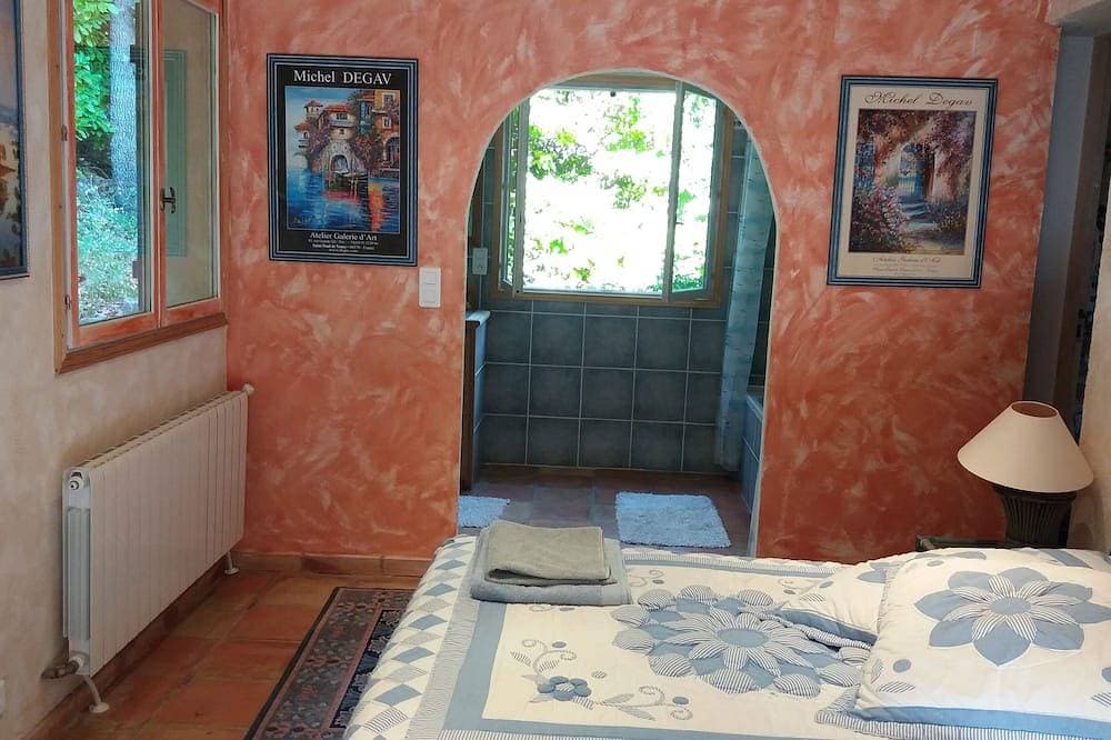 Foto 6 von 30: Beautiful villa, private pool, panoramic views, peaceful, central to all.
