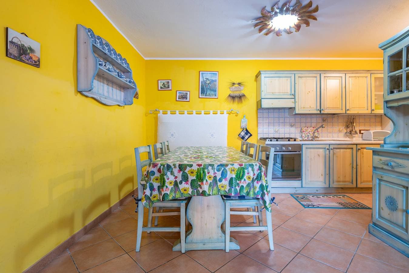 Foto 8 von 25: Villa Gialla Castiadas mit Bergblick, Terrasse und Klimaanlage
