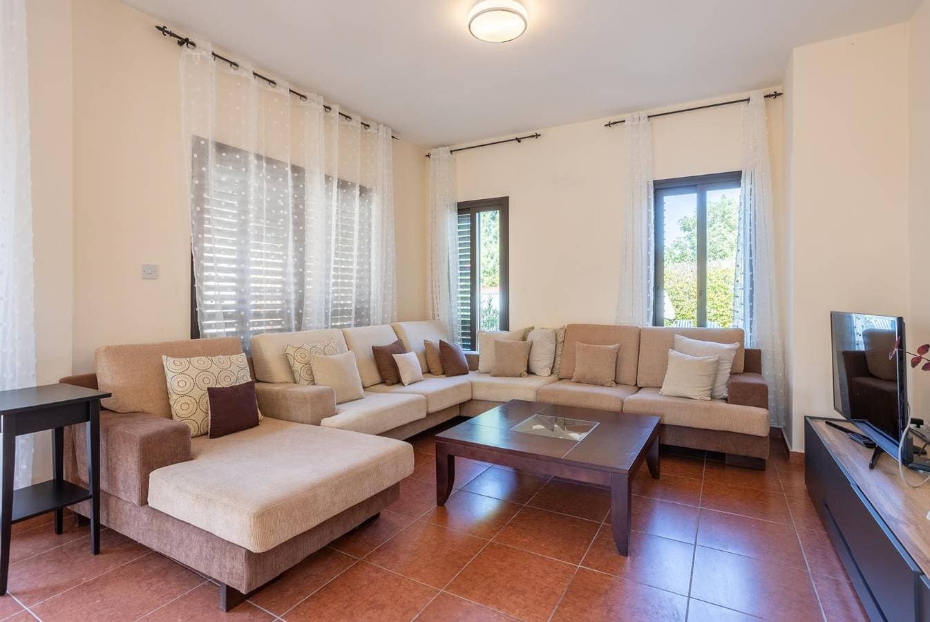 Foto 12 von 45: Villa für 8 Personen mit Garten