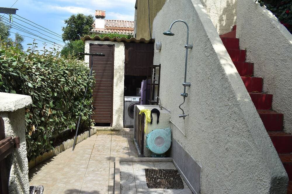 Foto 6 von 28: Strand 50 m. Ruhig, Grill, Auto vorhanden. Parkplatz. Myrtle Residenz 1